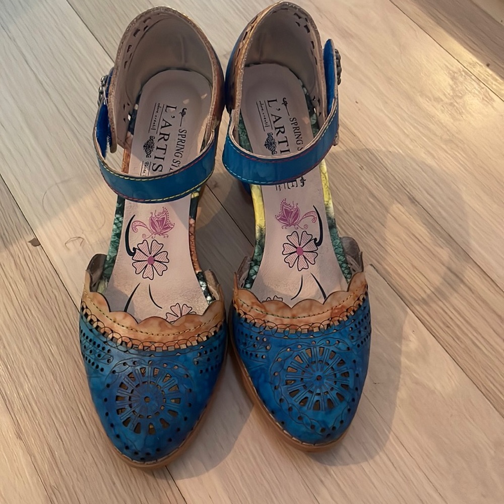Shoes/heels